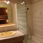 Névés Vti *